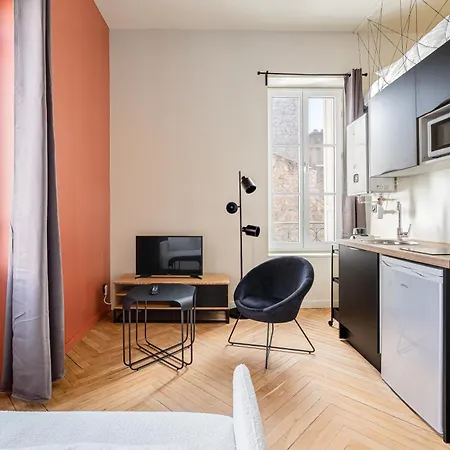 Renove, Saint-etienne Apartment Saint-Etienne (Loire)